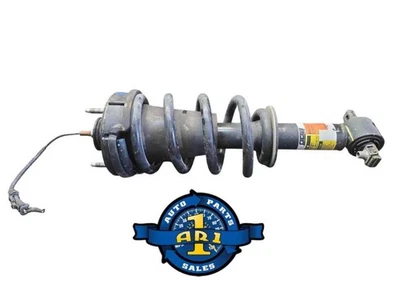 2018 GMC Yukon Front Driver Strut Assembly 15 16 17 18 19 20 OEM 84977478 - Изображение 1 из 4