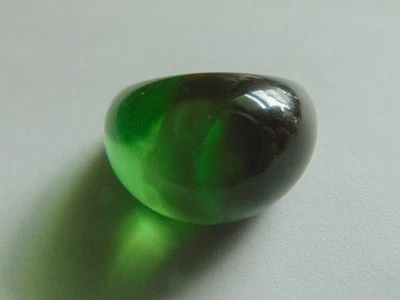 ANILLO ACRÍLICO MULTICOLOR SOMBREADO VERDE/NEGRO/CLARO TALLA 7.5 D5 Foto 1 de 2