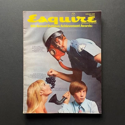 Jan 1969 Esquire Magazine • Dubious Achievement Awards • George Lois Foto 1 de 4