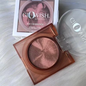 New Huda Beauty GloWish Soft Radiance Bronzing Powder~04 Deep Tan~Mini size 3 g - Picture 1 of 5