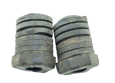 Par de tapones de goma para capó Toyota 4Runner 1990-1995 OEM Foto 1 de 4