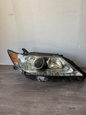2013 2014 2015 Lexus ES350 ES300H Xenon Passenger Side Headlight 8114533B50 OEM - Image 1 of 4