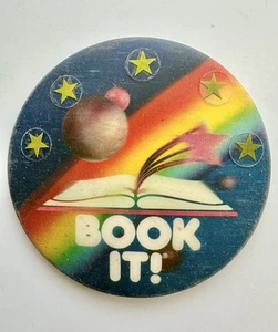 BOOK IT Pizza Hut Promo VTG 1990 Reading Rainbow Holograph Badge Pin Back Button - Picture 1 of 4