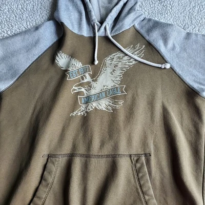 Sudadera con Capucha American Eagle Para Hombre M Gráfico Verde Ejército Gris Manga Raglán Defecto Grunge Foto 1 de 4