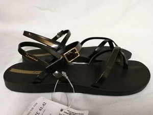Sandalia Ipanema VEGANA Negra y Dorada con Correas Planas Moda Talla 8.5 - Imagen 1 de 6