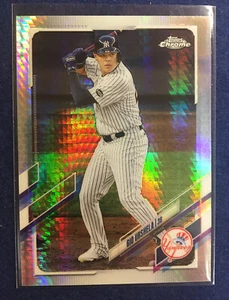 Topps Chrome Gio Urshela #220 Prizm Refractor 2021 - Imagen 1 de 2