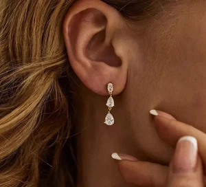Pendientes colgantes y colgantes de moissanita real talla pera de 2,00 quilates chapados en oro amarillo de 14 quilates - Imagen 1 de 7