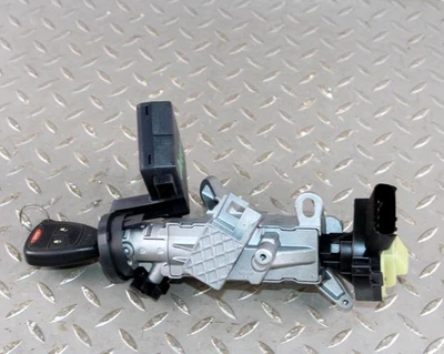 Jeep Wrangler 2007-2018 interruptor de encendido bloqueo cilindro y llave usados Foto 1 de 2