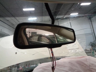 Rear View Mirror Automatic Dimming Fits 06-11 LINCOLN & TOWN CAR 1577462 - Image 1 of 3