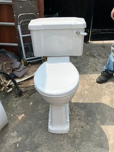 Burlington Victorian Close Coupled Toilet - Picture 1 of 5