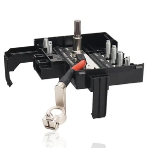 New Distribution Box Fuse Block 84354721 For Chevrolet Silverado 1500 2017-2019 - Picture 1 of 5