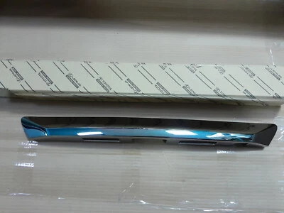 Genuine OEM Liftgate Tailgate Chrome Molding Trim 2010-2013 Lexus RX350 RX450H - Image 1 of 4