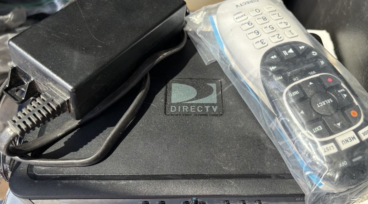 DIRECTV Mini UHF Antenna - Black RF/UHF Remote Receiver For H20, R15, HR20 With RC65RX 14 thumbnail image