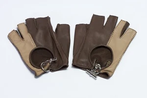 HERMES Paris Brown Leather Toggle Fingerless Women’s Gloves - Picture 1 of 4