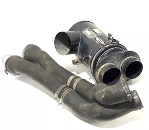 1987-1991 Ford F150 F250 F350 Bronco 5.0L 302 INTAKE RAM VORTEC TUNNEL - Picture 1 of 10