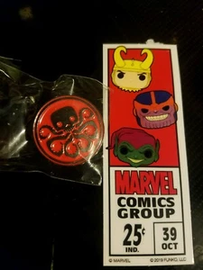 Hydra Pin und Eckbox Aufkleber FUNKO 80 Jahre MARVEL Sammlerkorps - Bild 1 von 1
