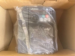 Mitsubishi Frequency Inverter Drive VFD FR-D740-012-NA 1/2 HP, 3-phase, 1.2A - Picture 1 of 4