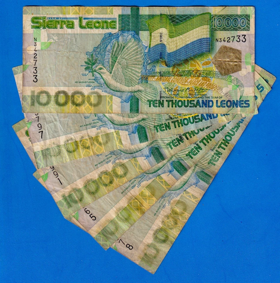 Sierra Leone 10000 Leones 2004 P-29a Well Circulated Note (First Year of design) - Image 1 of 2