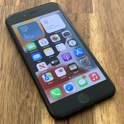 iPhone 7 - 32GB 93%BH - Image 1 of 4