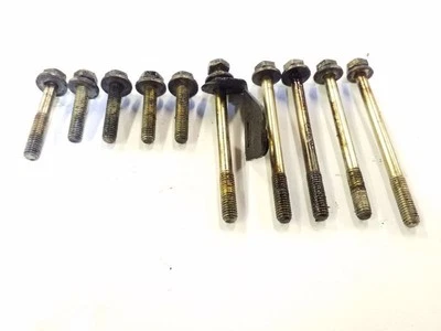 Pernos de cubierta de distribución superior izquierda | Se adapta a BMW 740i 740iL 1993-1995 Foto 1 de 4