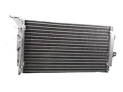 Condensador, Pontiac GTO Tempest Lemans 1968-71 con aire GM#3018267 [11-31790] Foto 1 de 3