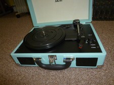 akai retro briefcase turntable