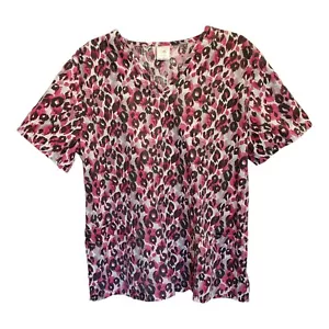 B Scrubs Medical Nursing Top Womens Size 1X Short Sleeve Animal Print - Picture 1 of 12