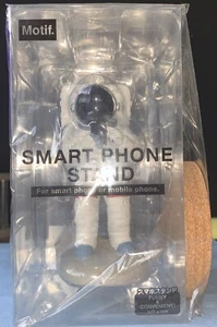 Motif Astronaut Smart Phone Stand Plus 3 Coasters. Japanese Design. New/Boxed. - Afbeelding 1 van 11