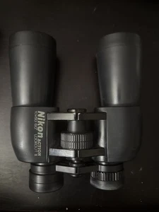 Nikon 10 x 50 Action Lookout III Fernglas 60° (ohne Tasche) - Bild 1 von 5
