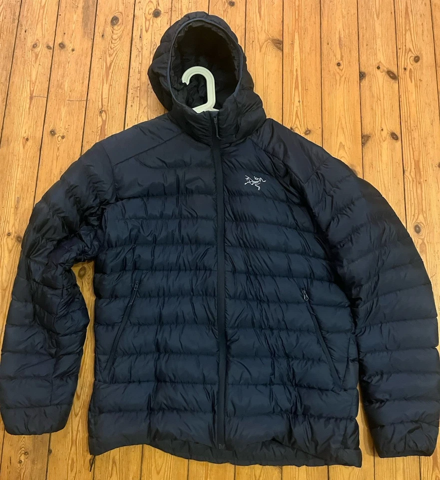 Arc Teryx Cerium LT Daunenjacke Größe L - Bild 1 von 4