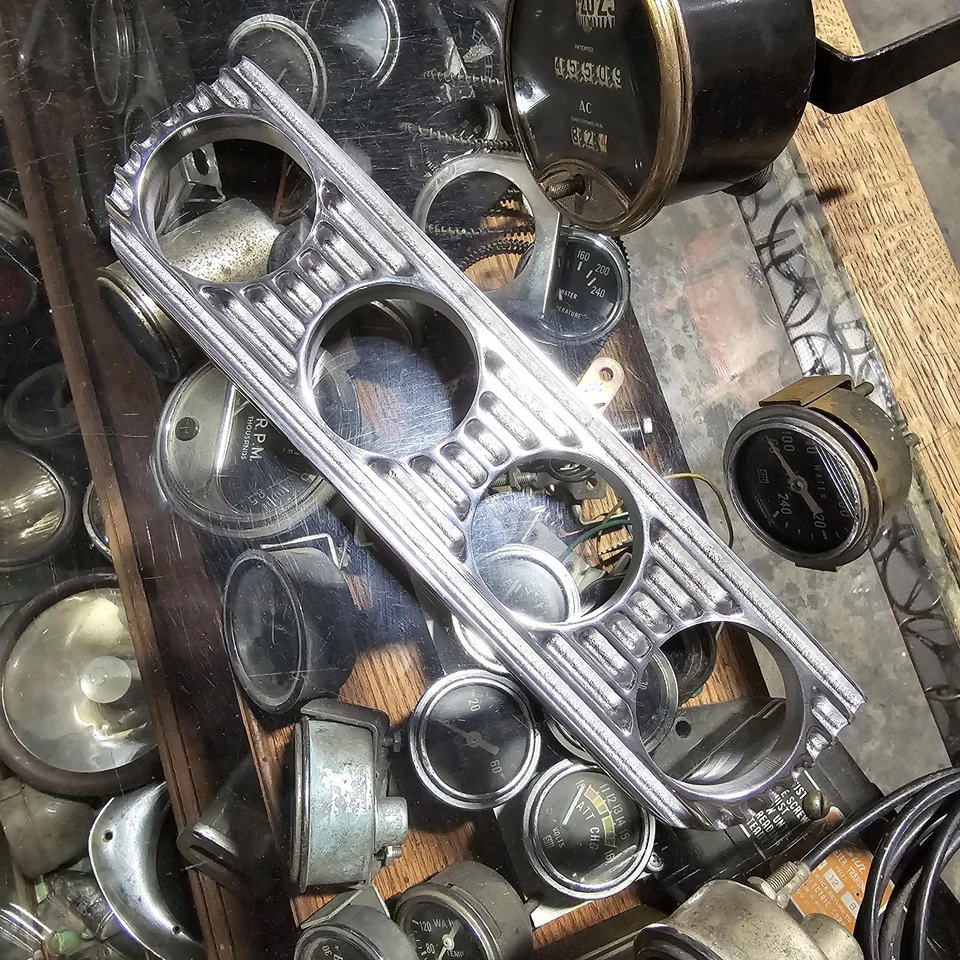 Polished Finned Aluminum 4 Gauge Under Dash Panel Hot Rod Custom Car Boat Van - Image 1 of 4