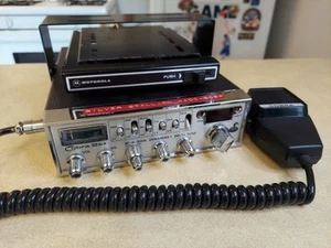 Cobra 32 XLR CB Radio 40 Channel Japan With Microphone Slide Bracket Motorola - Zdjęcie 1 z 14