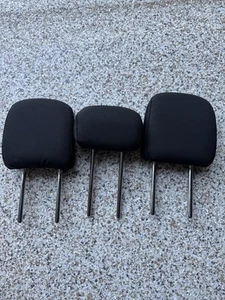 2021 - 2023 FORD F150 XLT RH LH RIGHT LEFT CENTER REAR HEADREST SET BLACK CLOTH - Picture 1 of 6