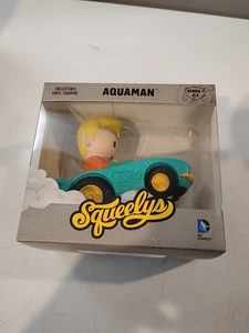 NIB AQUAMAN COLLECTIBLE VINYL RACER FIGURE Hallmark 2016 SQUEELYS Series 1, #6 - Picture 1 of 5