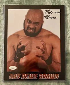 BAD NEWS BROWN WWF AUTOGRAPHED 8x10 GLOSSY PHOTO RARE VHTF JSA AUTHENTICATED - Picture 1 of 2