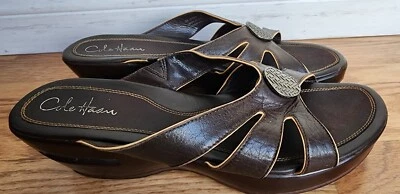 Cole Haan xNike воздуха sz 9 коричневый кожаный платформе на танкетке скольжения на с медальоном  - Изображение 1 из 4