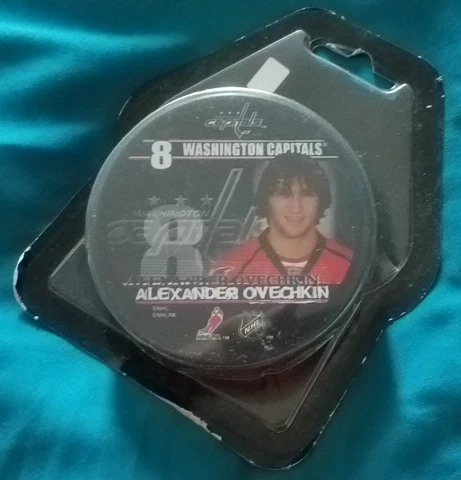 Washington Capitals - Hockey Puck - Alexander Ovechkin 8 - NEW Cover