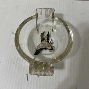 Posacenere vintage in vetro trasparente con anatra dipinta 5" x 4" - Foto 1 di 3