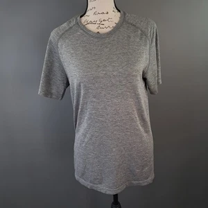Lululemon Men's Gray Short Sleeve Athletic Top  Size Small - Bild 1 von 6