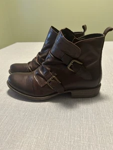 Miz Mooz Women 7.5 Brown Leather Ruched  Zip Up Ankle Boots Butter Soft Leather - Picture 1 of 13