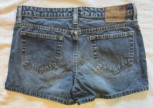 Mossimo Blue Jeans Denim Shorts Women’s Juniors Size 9 - Picture 1 of 4