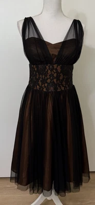 Vestido Betsy & Adam 6 Fairy Grunge Sweetheart Capas Tul Vestido Formal HOCO Oscuro Foto 1 de 4