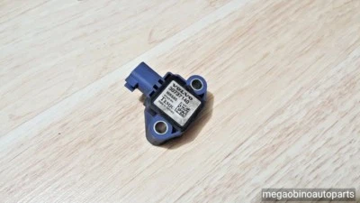  2004 2005 2006 VOLVO S40 SEDAN RIGHT FRONT CRASH SENSOR 30737140 oem a381 - Image 1 of 2