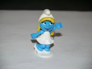 KINDER SURPRISE FIGURINE MONTABLE SCHTROUMPFETTE  - Picture 1 of 2