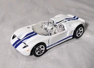 Hot Wheels Ford GTX-1 Bianco perla Righe Blu Pressofuso Auto Giocattolo Sciolta! - Foto 1 di 5