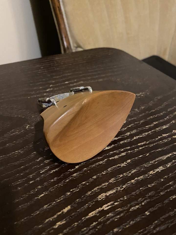 Mentón para violín tamaño completo con altura elevada, arce Foto 1 de 3