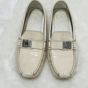 Louis Vuitton Loafers Beige Patent Leather Size 35.5 US About 4.5 For Women - Picture 1 of 24