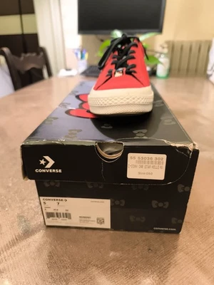 converse one star Hello Kitty  - Immagine 1 di 3