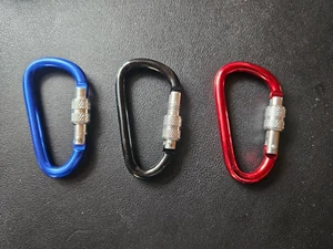 5 Pieces Locking Carabiner - Red / Blue / Black - see 2nd photo for size - Picture 1 of 2