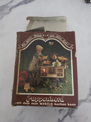 Estufa Miniatura Casa de Muñecas Metal/Latón Con Caja Original De Colección Puppeherd Alemania Foto 1 de 4